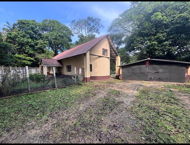 3 BEDROOM TOWNHOUSE FOR SALE IN UMTENTWENI